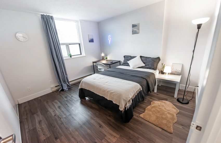 Deluxe Premium - Lees Ave - Private Room in Ottawa