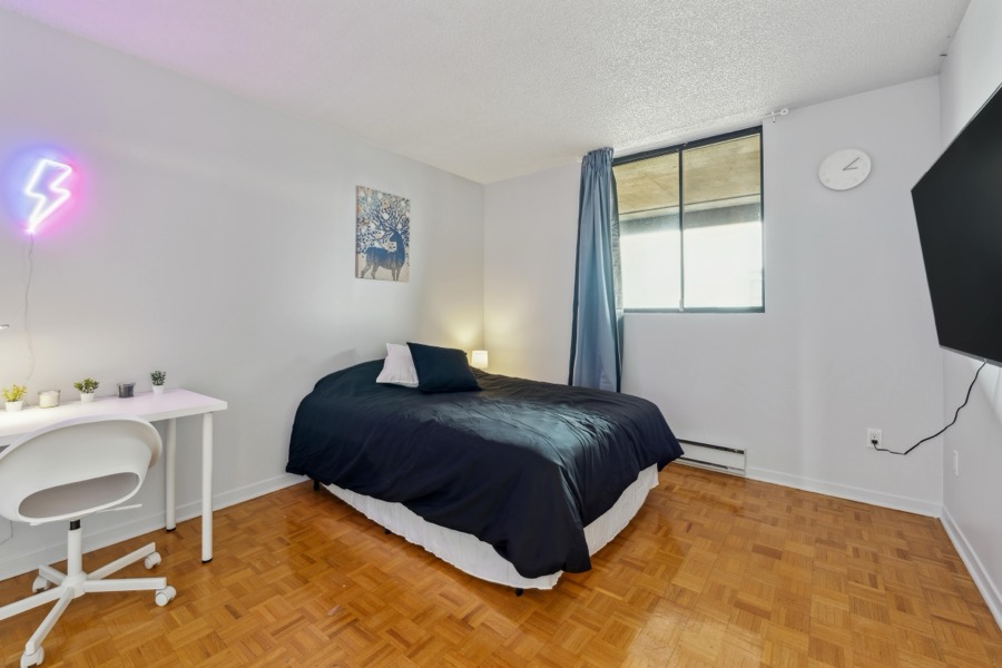 Deluxe Premium Room - Olympic Village - Private Room in Montreal
