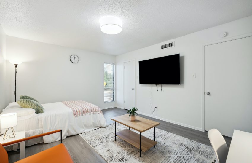 Deluxe Room - North Campus - Private Room in Austin
