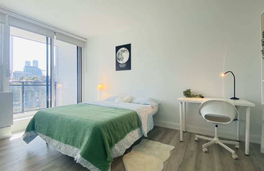 Flex Premium with Balcony - 201 Sherbourne - Private Room in Toronto