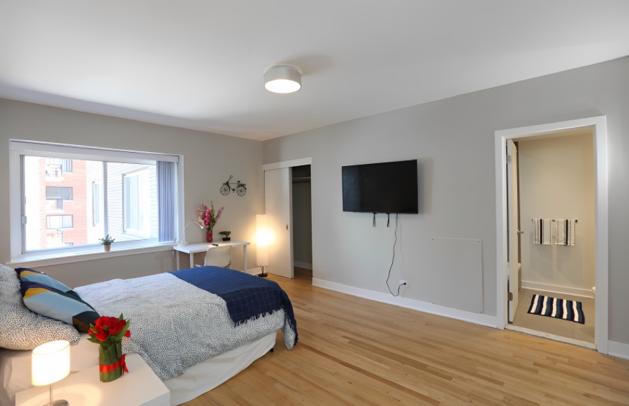 Master Room & Ensuite Bath - Logan Circle - Private Room in Washington DC