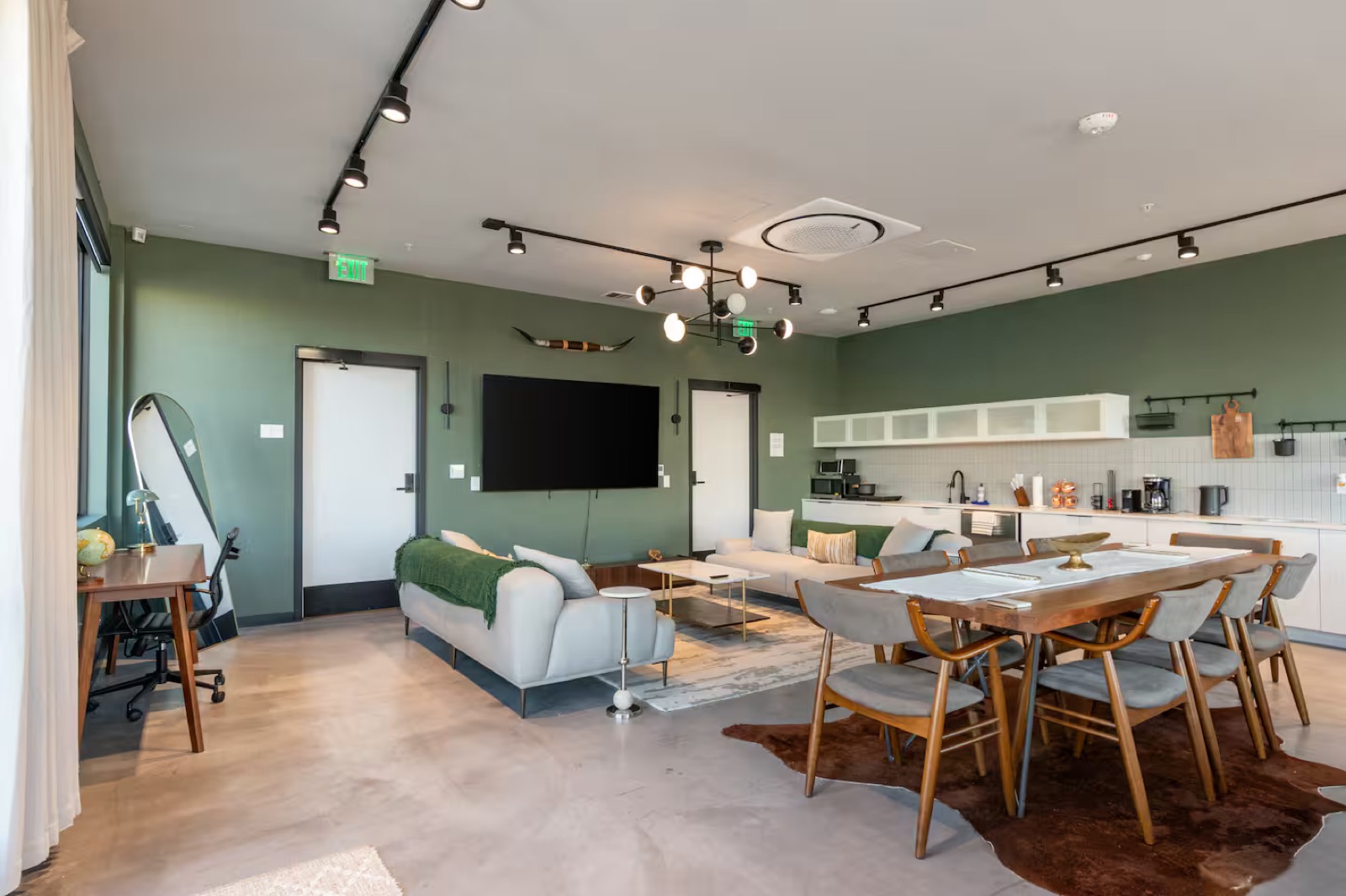 Penthouse - The Capitol - Apartment in Austin