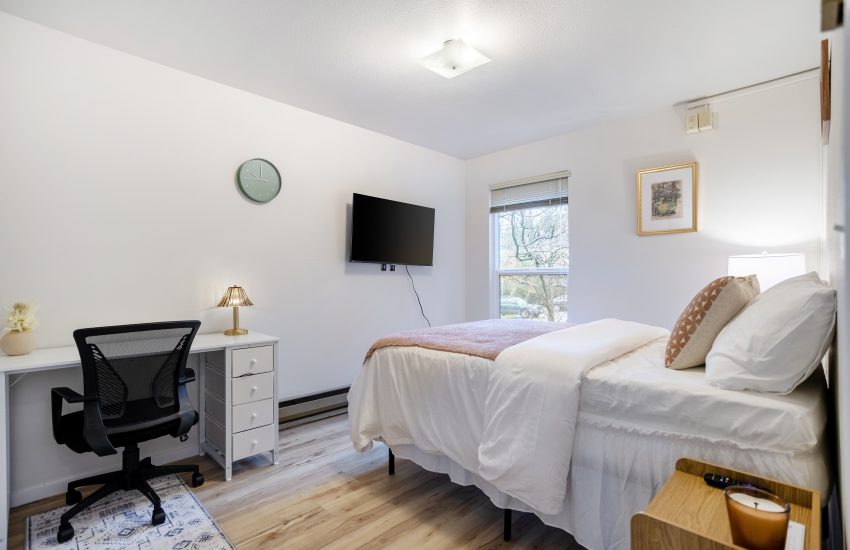 Deluxe Large - Emerson Apartments - Private Room in Seattle