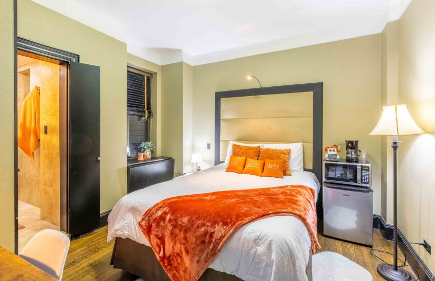 Studio Basic & Ensuite Bath - Midtown Manhattan - Studio in New York City